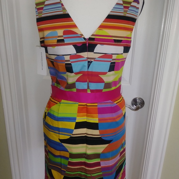 Katherine Barclay Dress - Picture 4 of 8